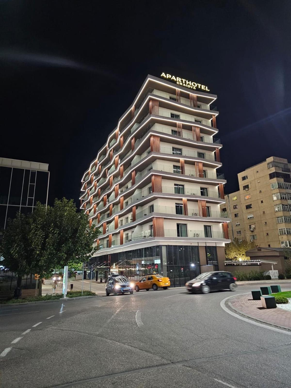Aparthotel Craiova Exterior photo