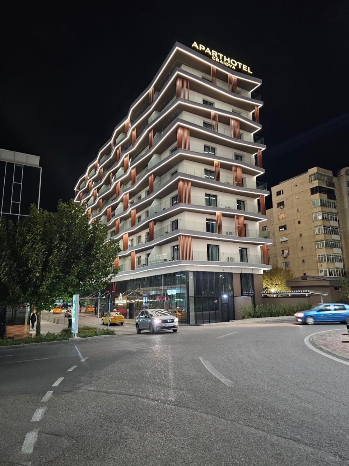 Aparthotel Craiova Exterior photo