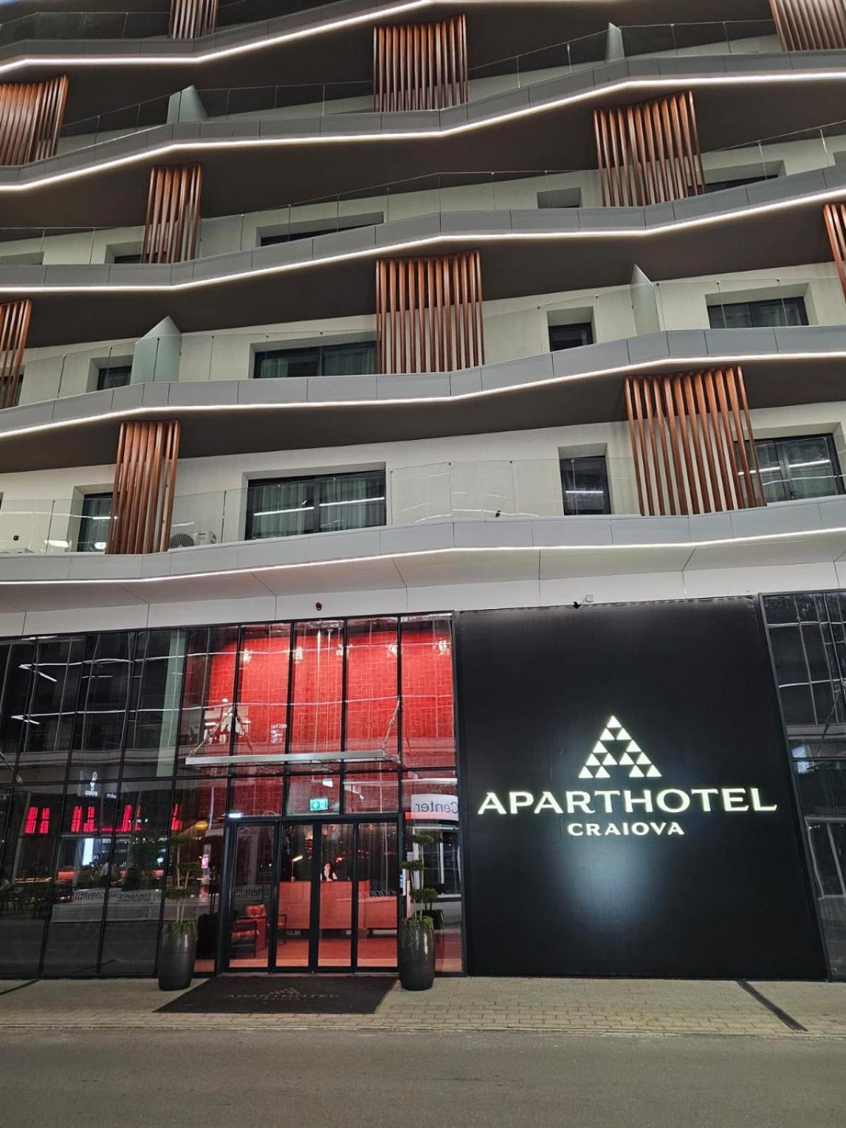 Aparthotel Craiova Exterior photo